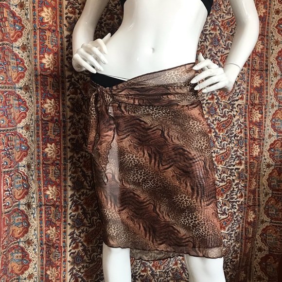 NWOT Lightweight Sheer Animal Print Mesh Sarong/Cover-Up/Top One Size Fits Most. - Picture 12 of 12